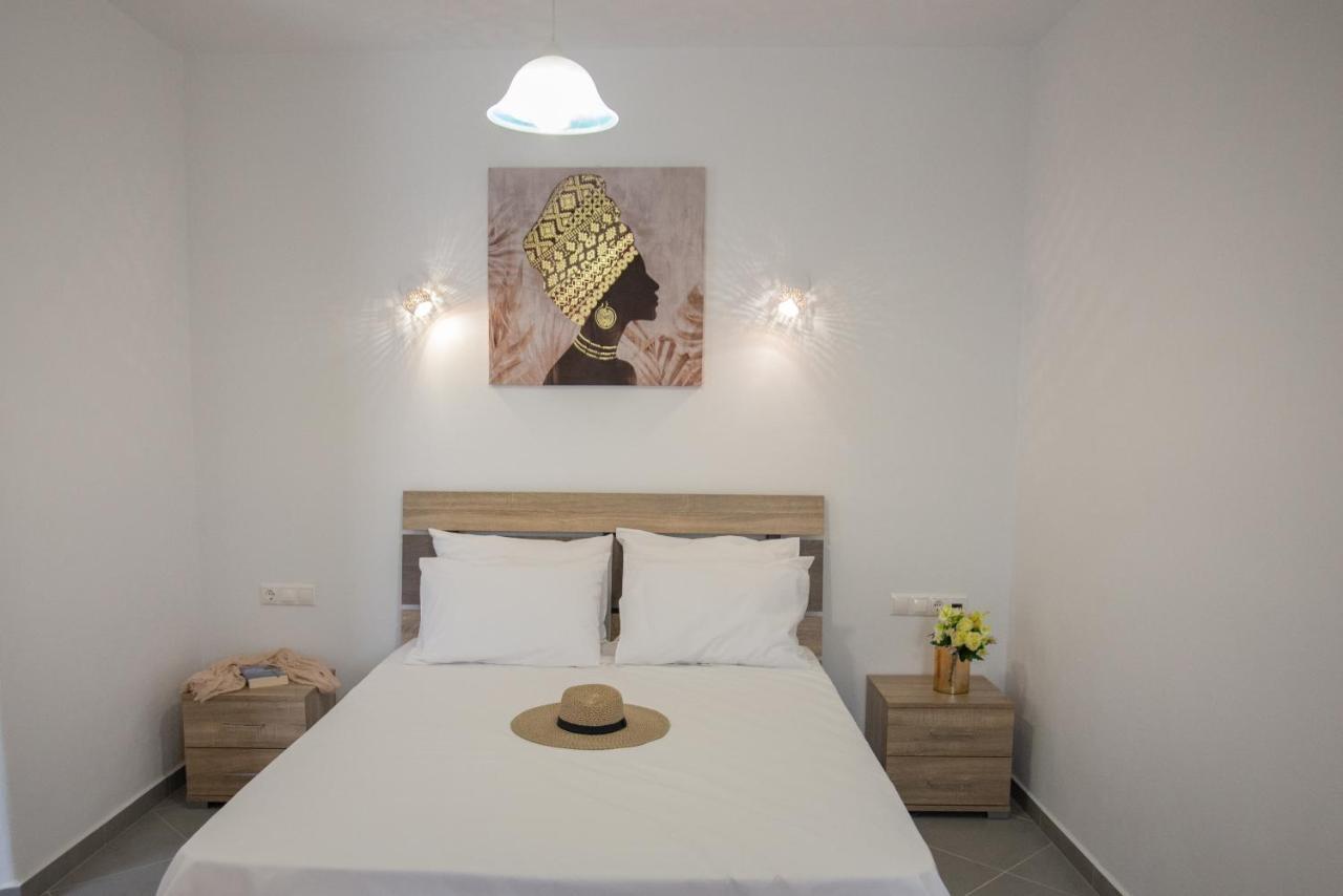 One-Bedroom Apartment,1105037976:JPEG