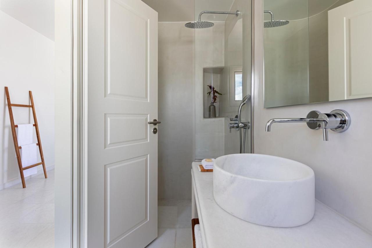 Deluxe Sea View Suite
