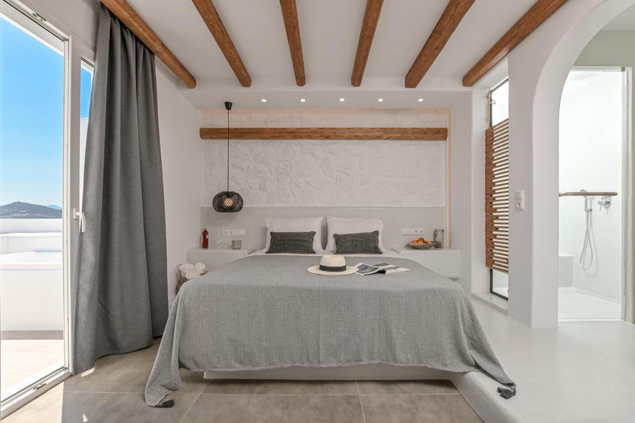 Deluxe Suite with Sea View