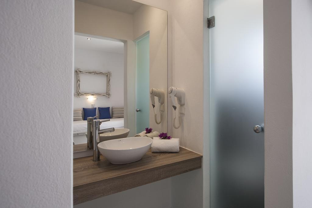 Sea View Studio (4 adults),127215702:JPEG