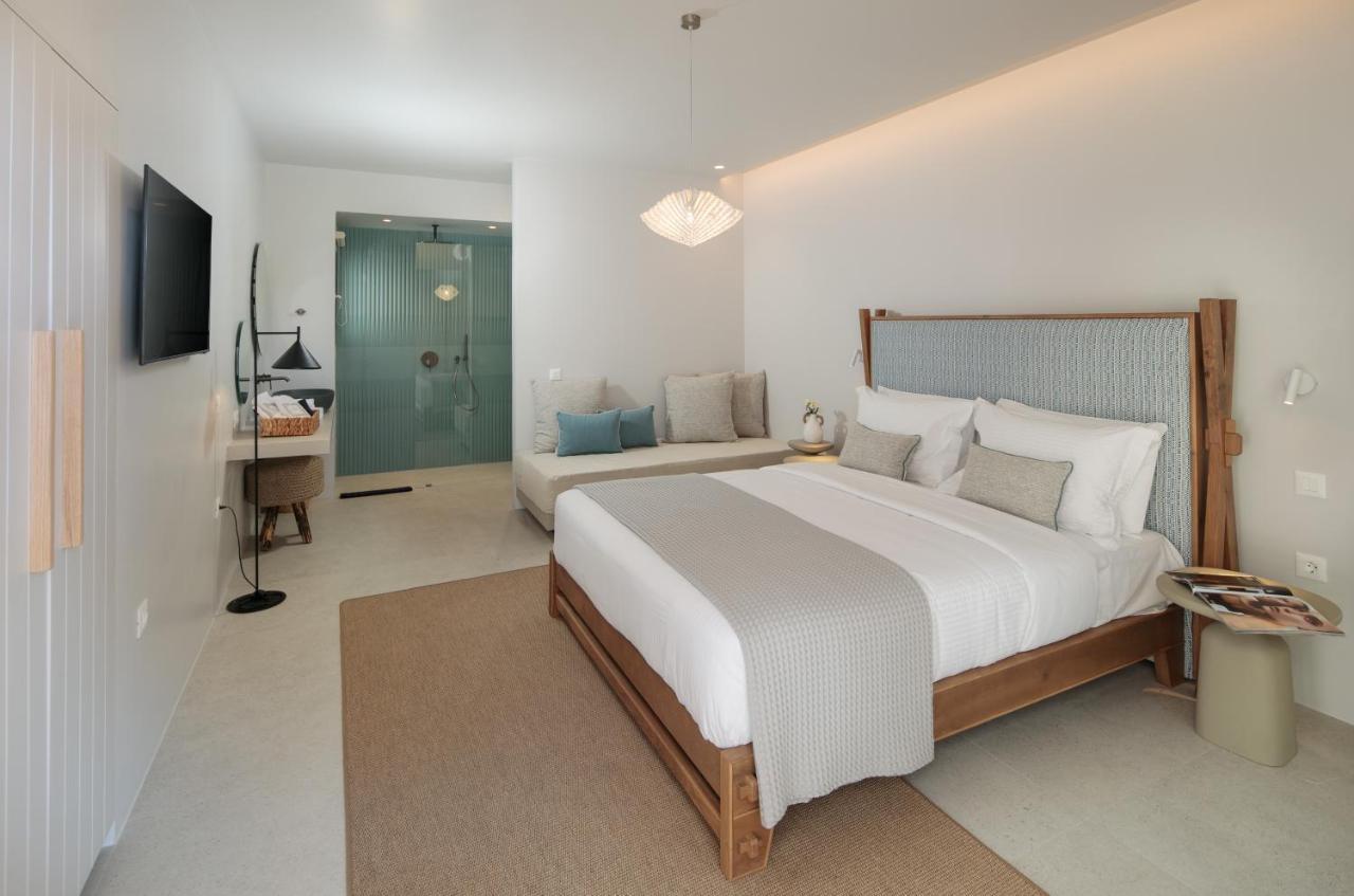 Luxury Suite,1466762438:JPEG