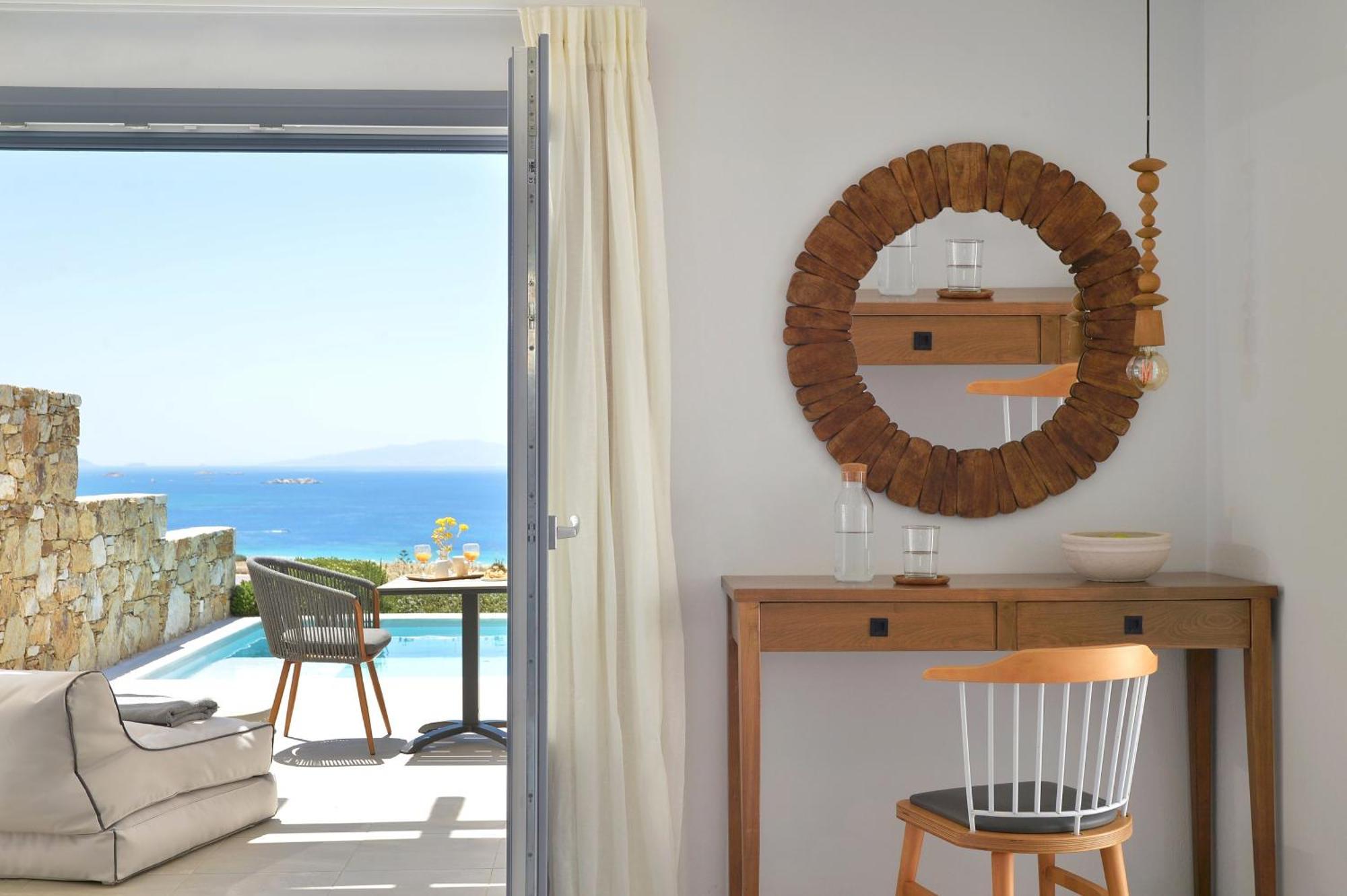 Sea View Suite Jet Tub Pool,1598980703:JPEG