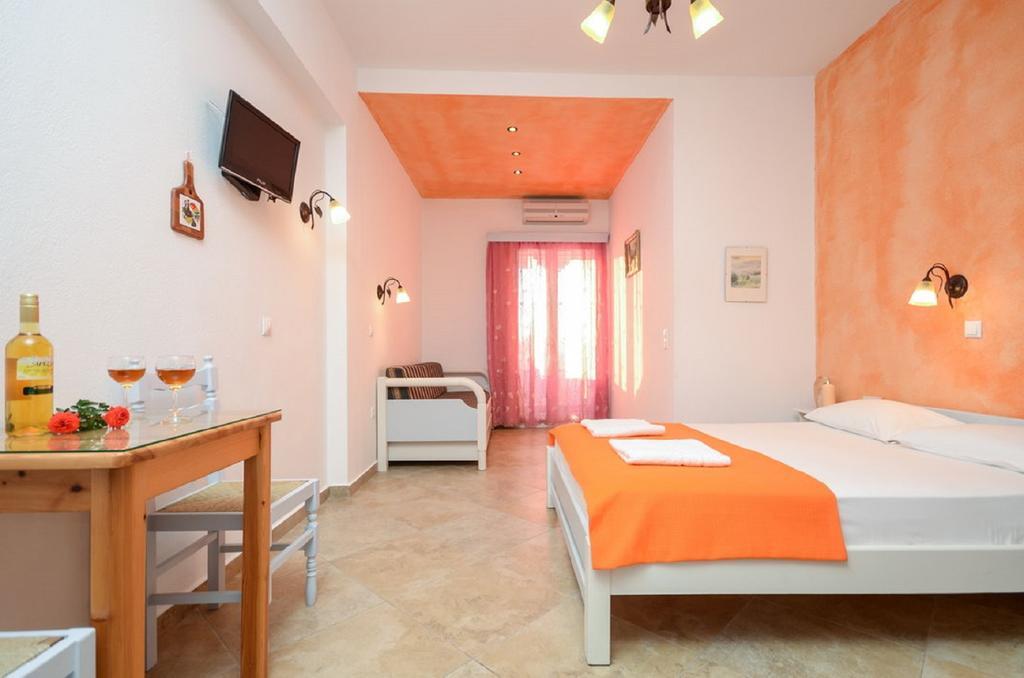 Deluxe Quadruple Room,532338513:JPEG