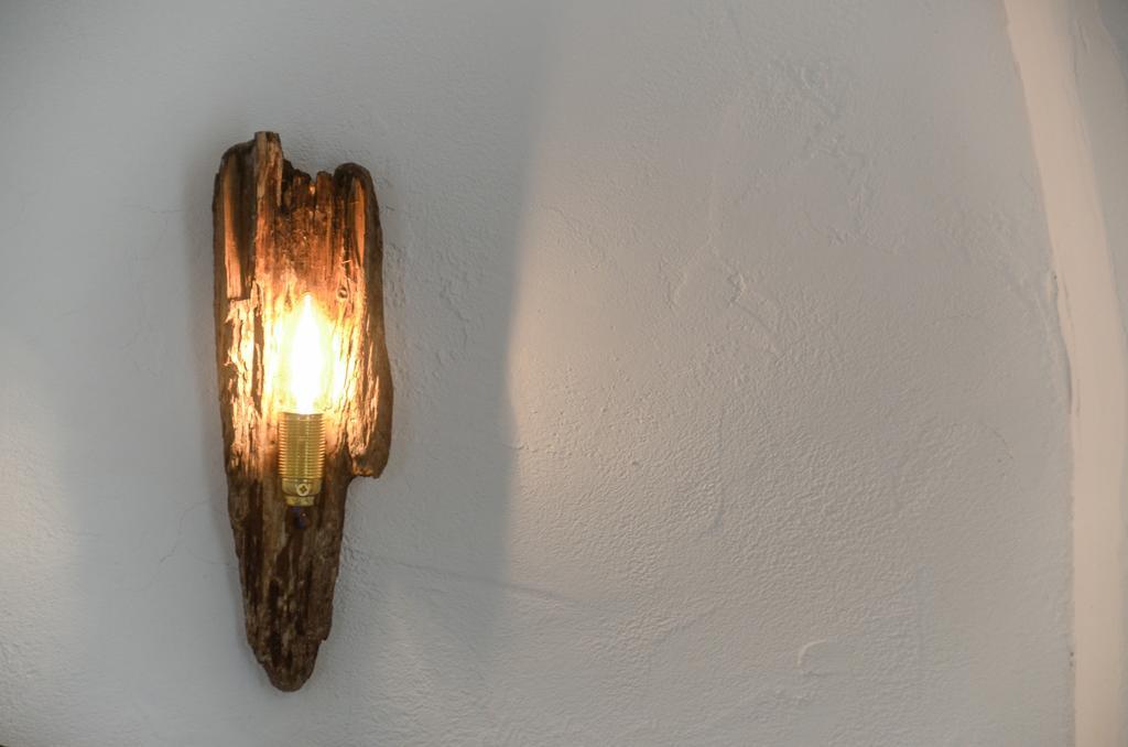 Two Connecting Rooms,339035074:JPEG