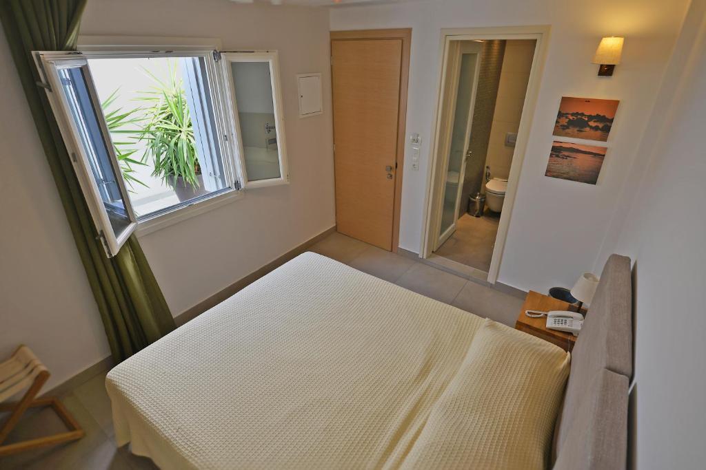 Economy Double or Twin Room,685099137:JPEG