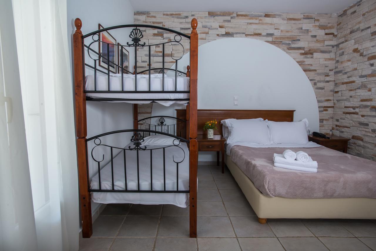 Quadruple Room,669139146:JPEG