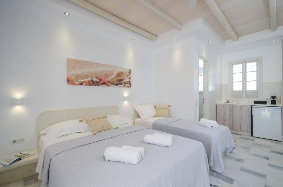 Family Room with Bathroom,932625442:JPEG