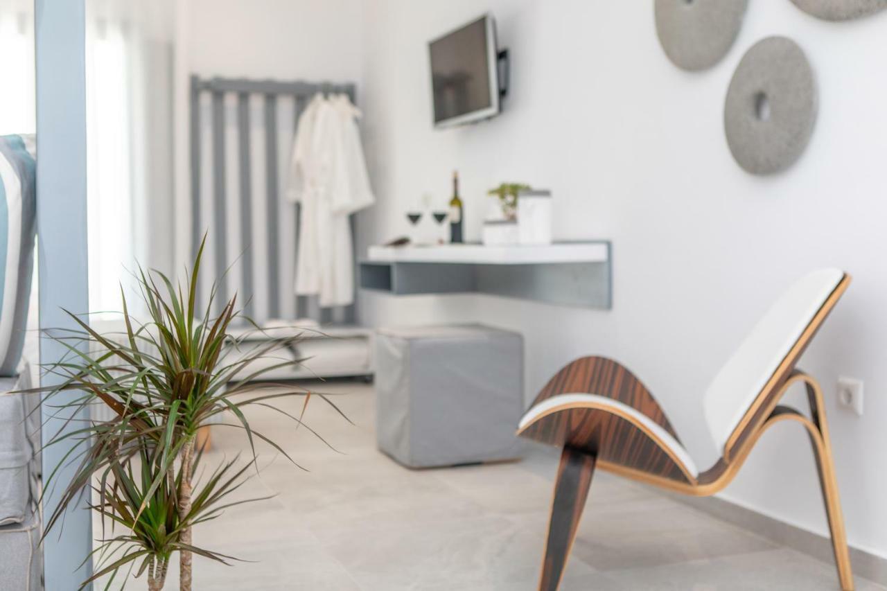 Suite with Garden View,819441083:JPEG