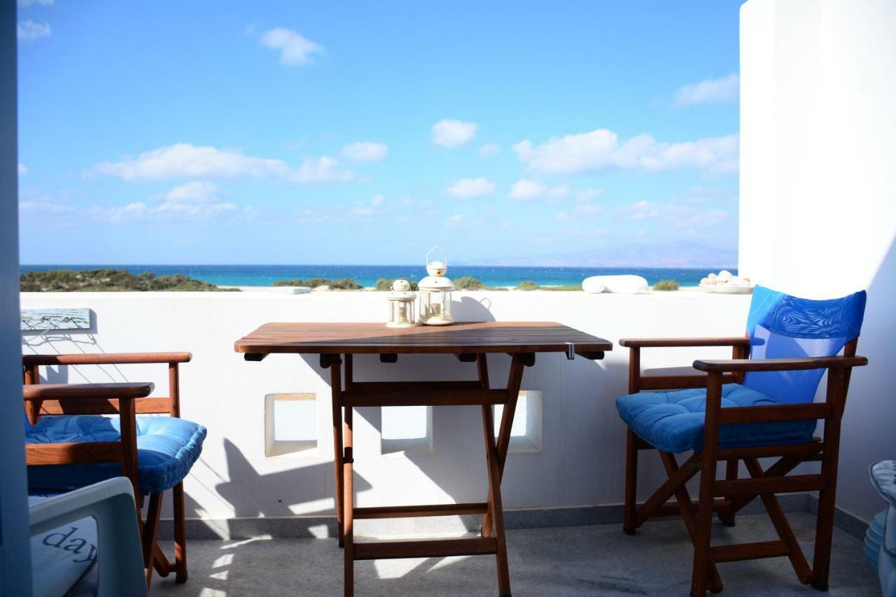 Holiday Home,870113018:JPEG