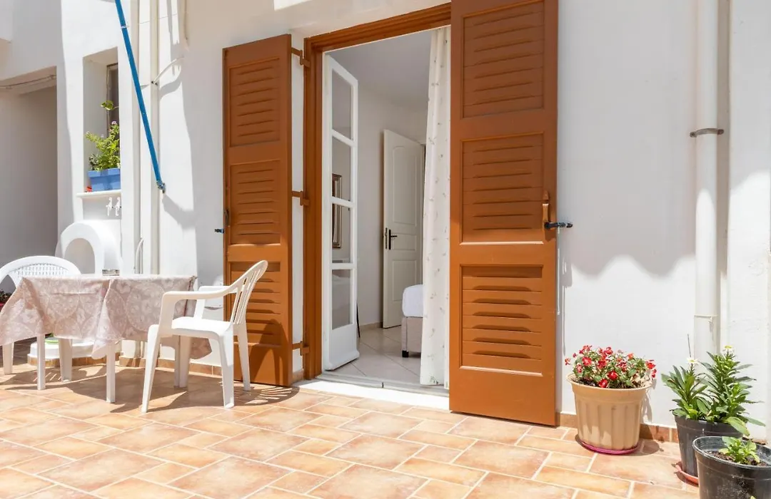 Naxos Almyra Apartment 22-1