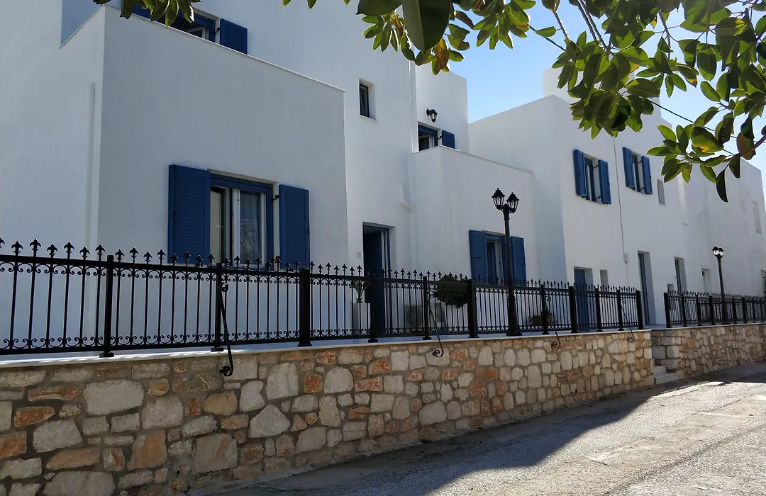 Ikaros Studios & Apartments-1