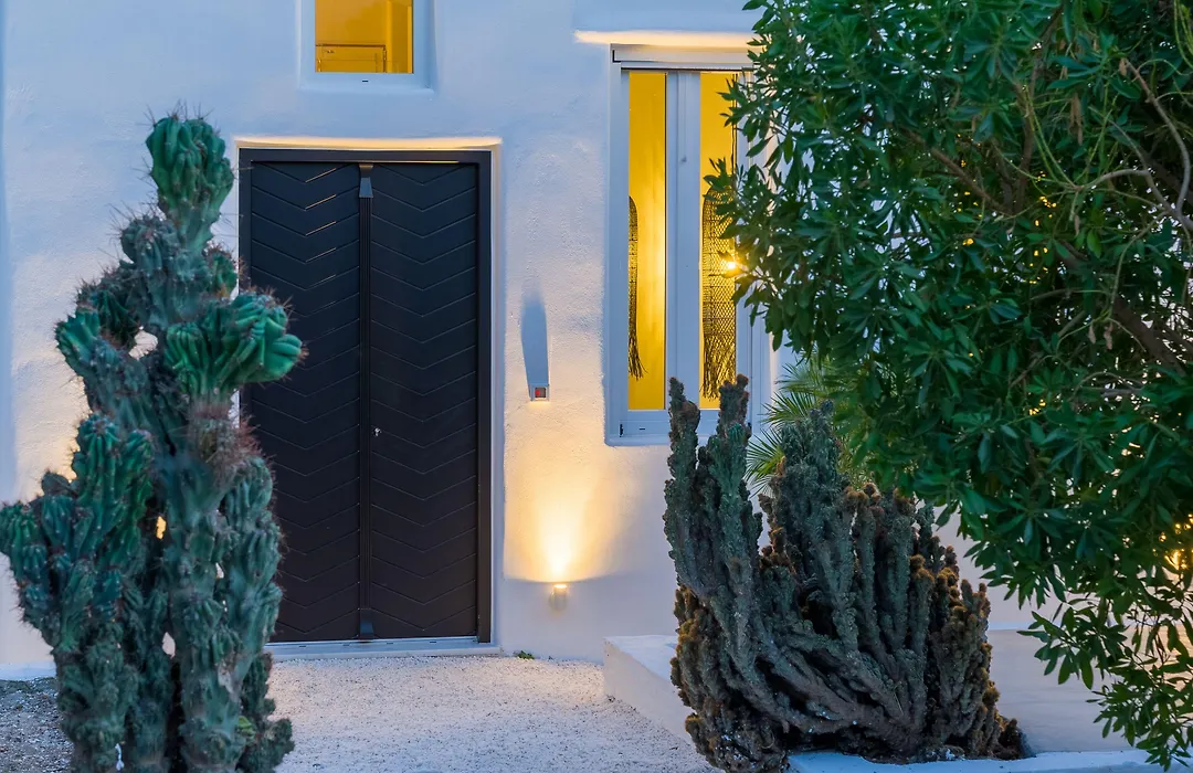Euphoria Chora Naxos-1