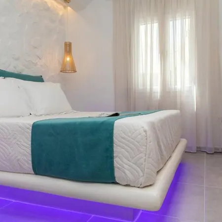 Arktos Luxury Apartment-3