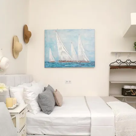 Coco'S Home Luxury Studio Naxos-2