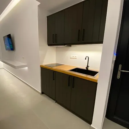 Evenos Suites-3