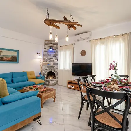 Best Friends & Fam Apt,Town Of Naxos Island,By Naxosvibe-3