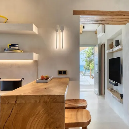 Beachfront 3Br Villa Iremia In Naxos-2