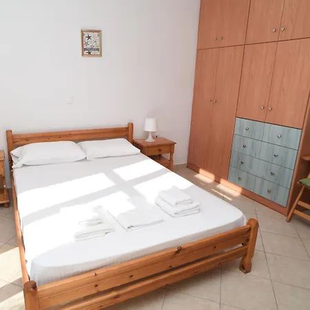 Fotis Apartments Naxos Plaka-2