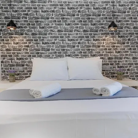 Simos Luxury Apartments-2