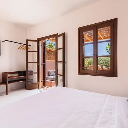 Akre Hotel - Designed For Adults-3