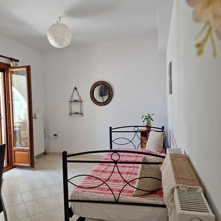 Sunday'S Home-3