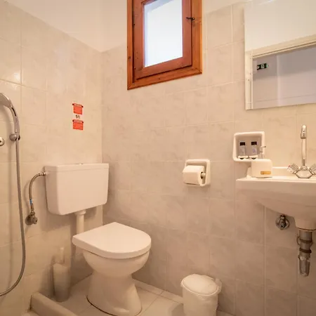 Melissa Rooms Naxos-3