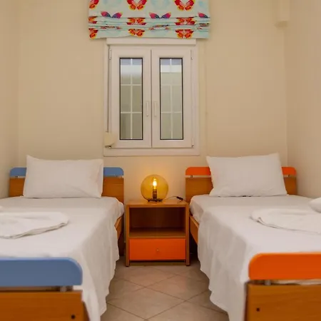 Irida Holiday Home-2