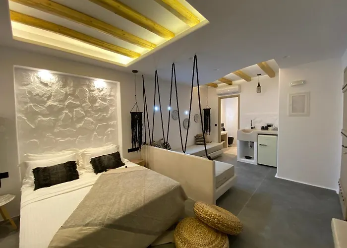 Ampelos Casart Naxos City