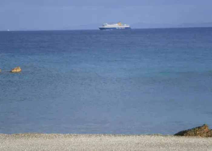 Esthir S Guest House- Sea View Naxos City
