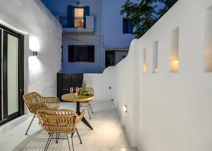 Pet friendly Diadema Apartments In The Town Naxos City