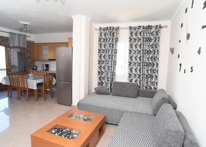 Pet friendly Tranquil Apartments Agios Thaleleos