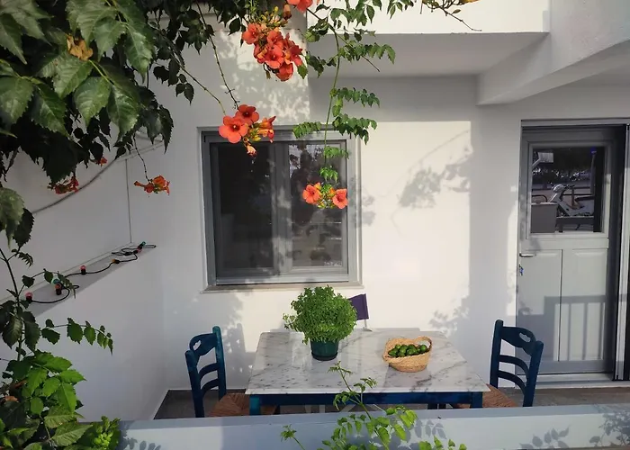 Charming Cozy Suites Naxos City