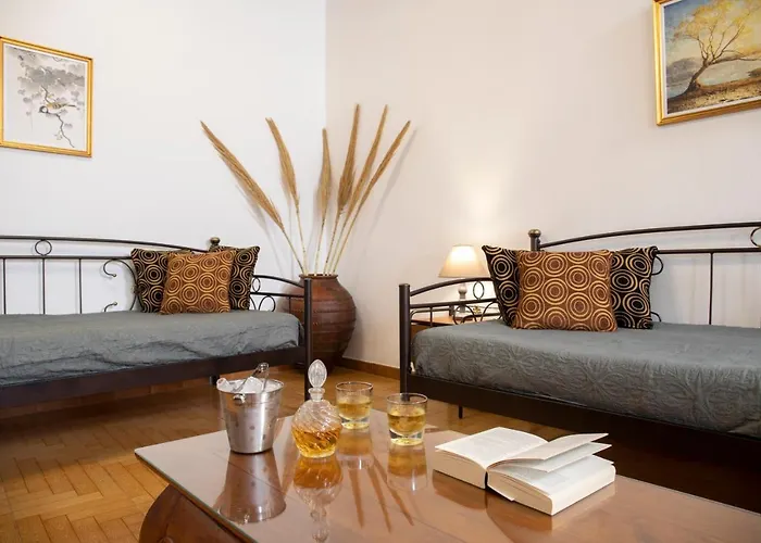 Pet friendly Cycladic Sea View Mansion Near The Castle Apartment Naxos City
