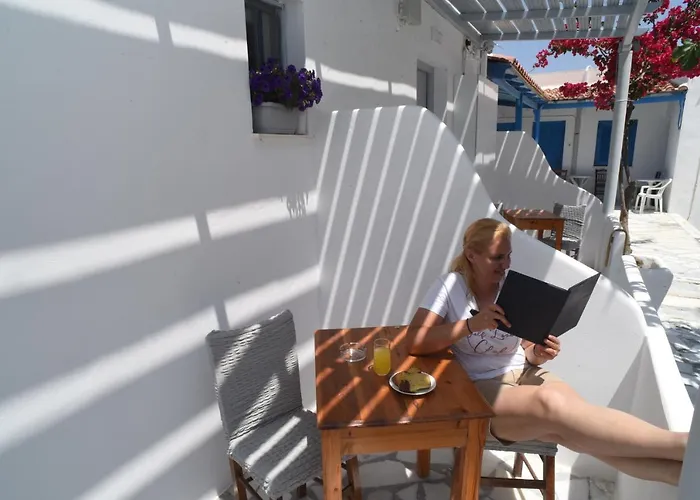 Pet friendly Naxos Beachwalk Rooms Naxos City