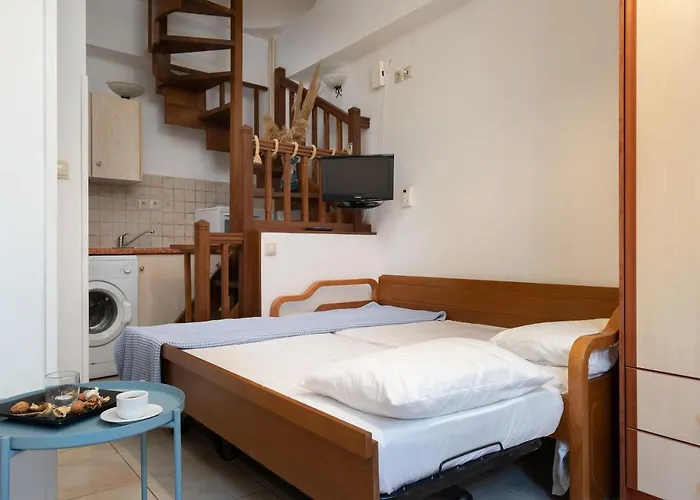 Small Apartment In Grotta Naxos Naxos City