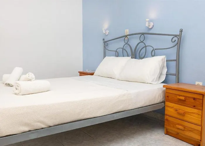 Depis Economy Studios Πλάκα