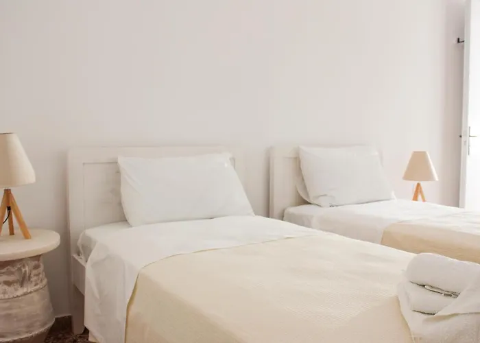 Pet friendly Nikiforos Apartments Naxos City