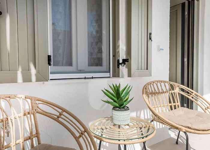 En Lefko Boutique House Apartment Naxos City
