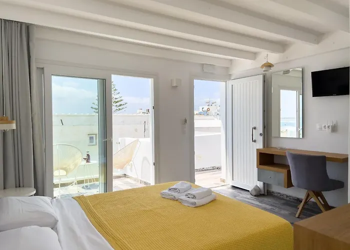 George Studios Naxos City
