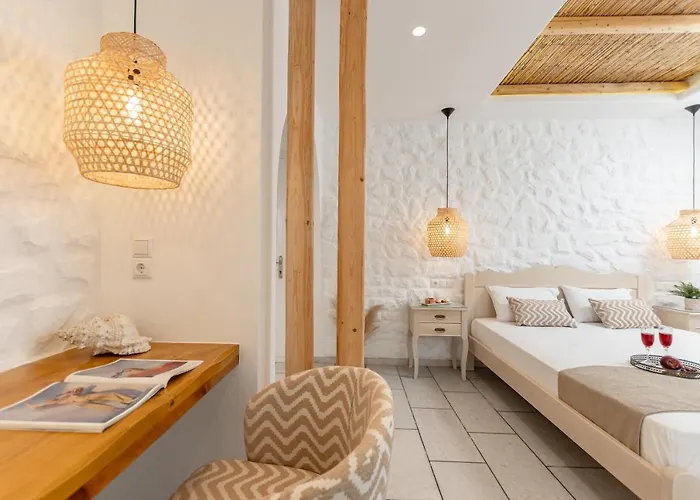 Naxos City Hotels for Romantic Getaway near Monastery Panagia Drossiani