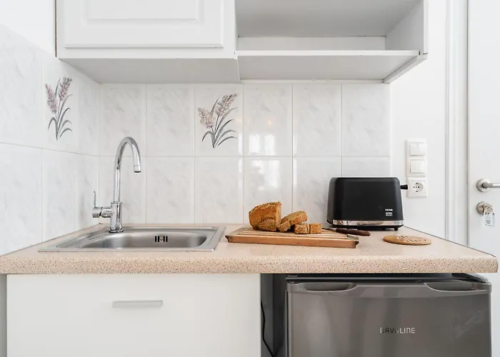 Diamantis Studios&Apartments Μικρή Βίγλα