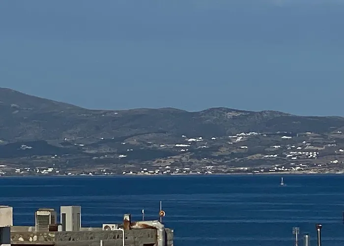 Yacht Marine Maison Naxos City
