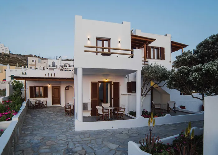 Petros Studios & Suites Naxos City