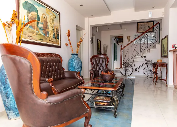 Hotel Palatia Naxos City