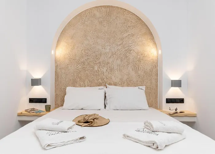 Adama'S Suites Naxos Naxos City
