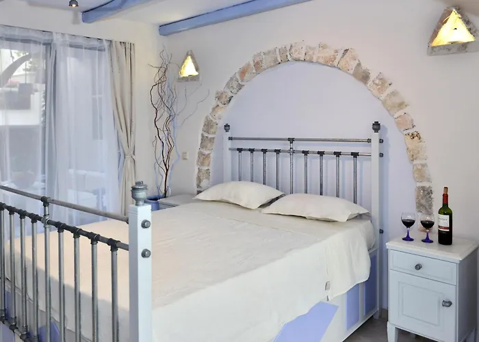 Santa Katerina Apartments & Studios Naxos City