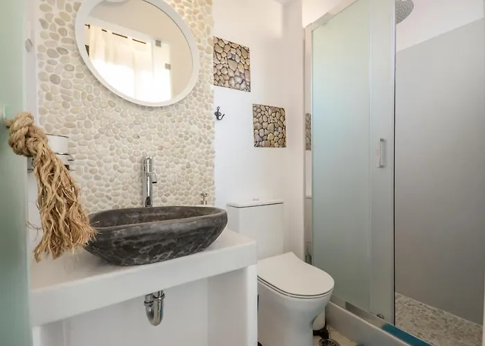 Tzina Jo Suite Naxos City